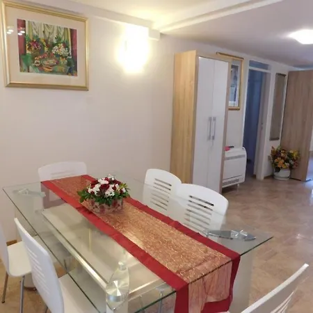 Apartman Ora Lägenhet *