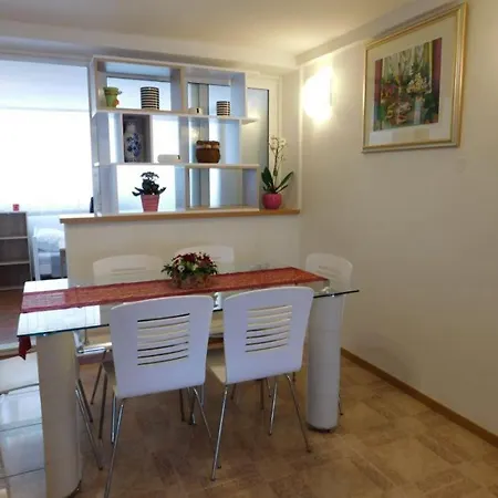 Apartman Ora *