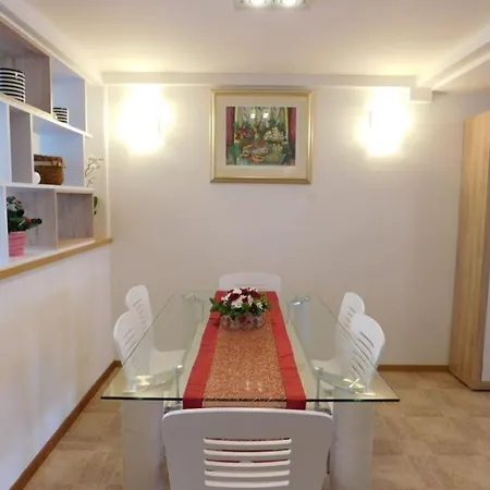 Apartment Apartman Ora